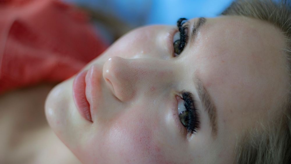 Ansiktsbehandlinger for sunnere hud og mer velvære